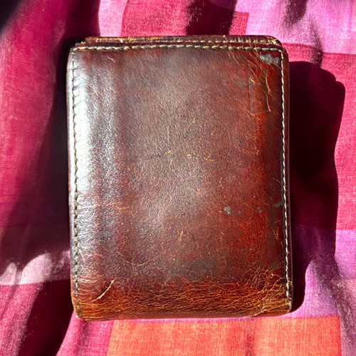 Brown leather bifold wallet - brown,