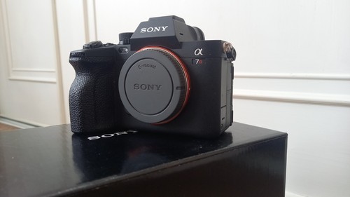 Sony a7r 61mp - a7r, v