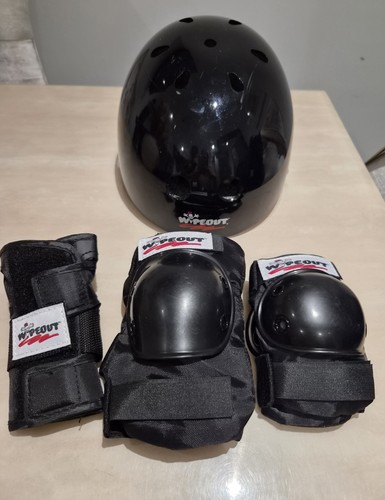 Wipeout helmet protective - wipeout, helmet,