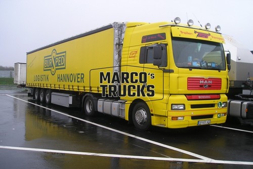Truck photo man tga tarpaulin - photo,