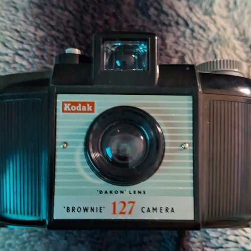 Kodak brownie 127 box - brownie,