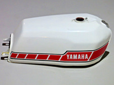 GENUINE YAMAHA RD400  FUEL PETROL TANK CELL - REPAINTED