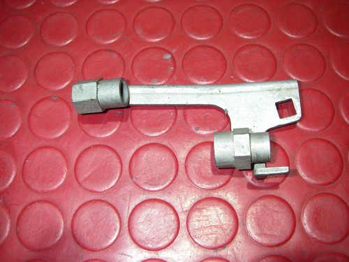 Brake line connector - brake,