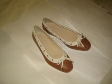 Ladies shoes ‘ footglove ‘ – size 3.5 wide fit – brown / white – good condition