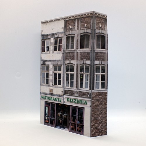 Gauge building low relief - oo,