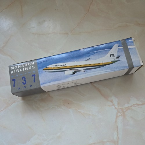 Monarch airlines boeing - monarch,