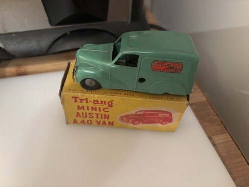 Tri ang minic austin van - minic,