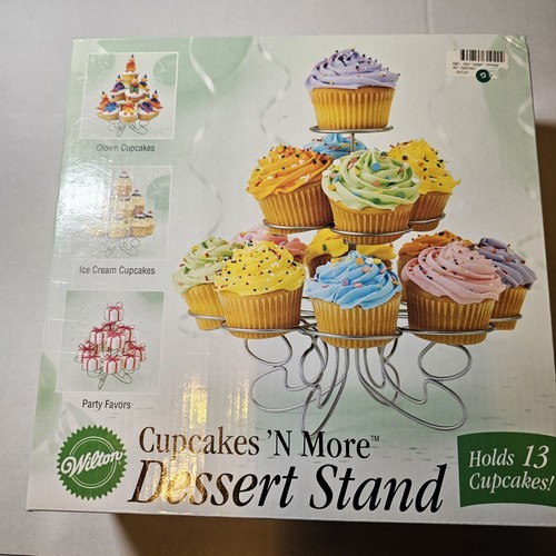 Wilton cupcake stand - wilton, dessert