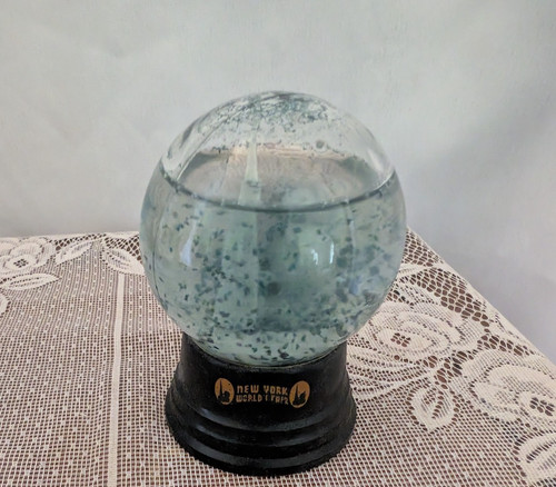 Vintage snow globe 1939 - globe,