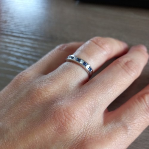 18ct white gold - white, &