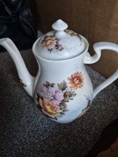 Vintage Tea / Coffee Urn 2.5L , Ceramic With Rose Patterns