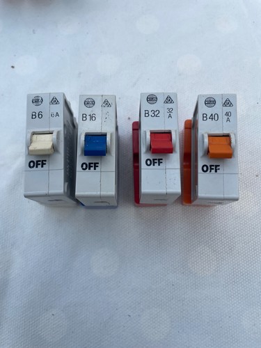 Wylex plug trip switch - in,