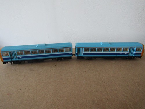 Hornby class 142 - hornby,