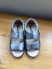 ladies easyfit wide fit sandals size 4 gold colour from pavers