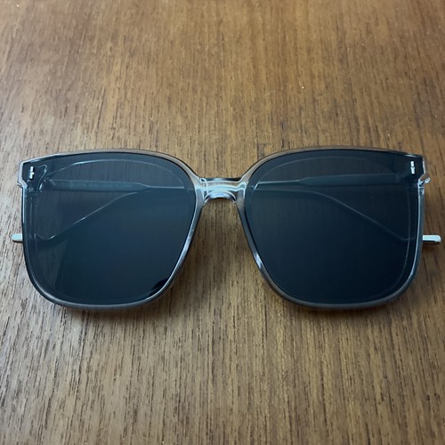 Sunglasses bench - bench, bench/