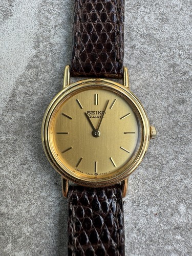 Seiko 7320 0210 gold tone - gold,