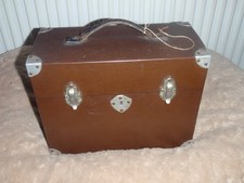 Compartmented wooden box -