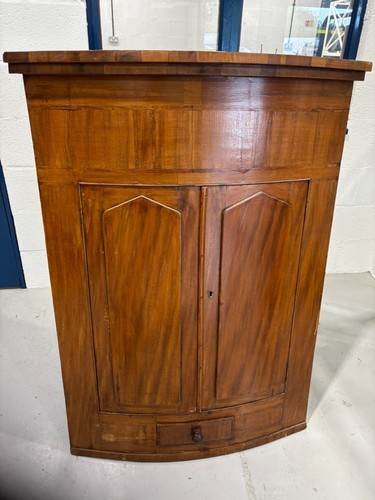 Antique wall mounted corner