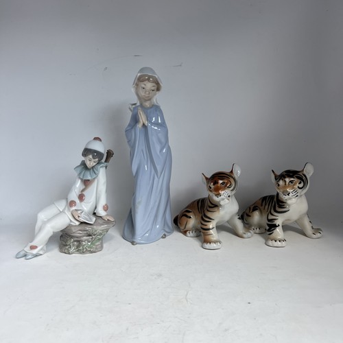Job lot porcelain figurine - job,
