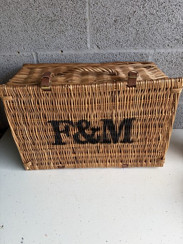 Fortnum mason wicker basket - &,