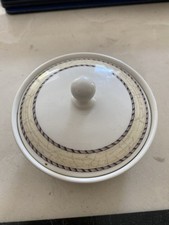 Wedgwood Sarah’s Garden Lidded Sugar Bowl Pot Butterfly 1997 Green