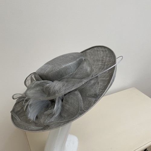 New ladies grey hat - grey,