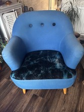BLUE  ARMCHAIR WITH VELVET PRINTED SEAT