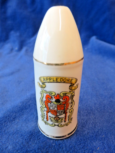 Crested china ww1 shell - china,