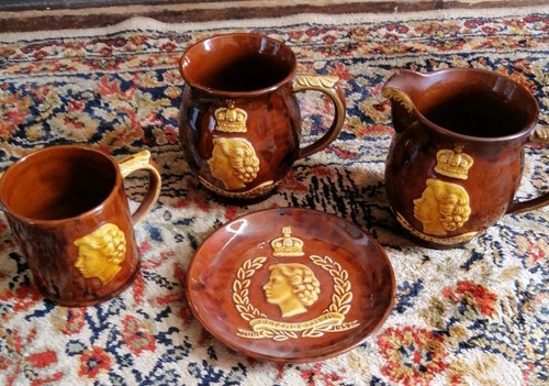 Dartmouth pottery royal 1953 - pottery,