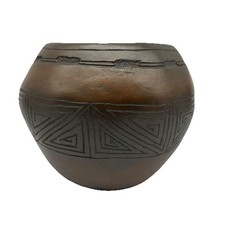 Hand Thrown Incised Feather