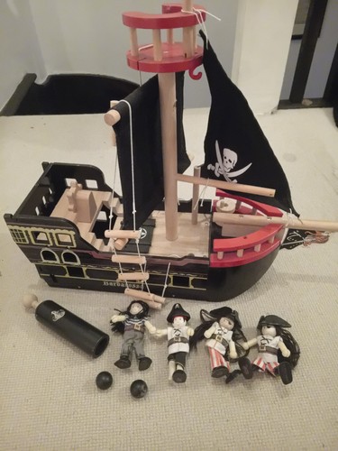 Toy van barbarossa pirate - toy,