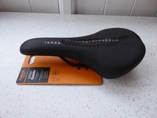 *HALFORDS : URBAN MTB