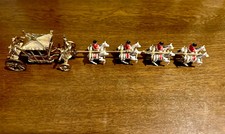 Crescent Toys “The Queen’s