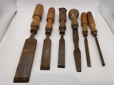 6 x vintage wood handle wood chisels different sizes 