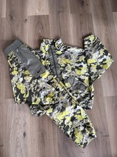 Nike Womens Woven Floral Camo