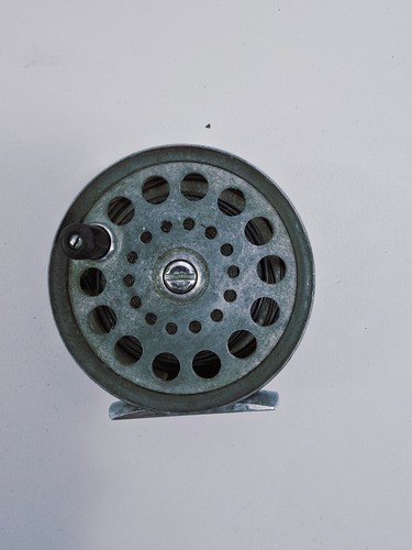 Vintage fly fishing reel - vintage,