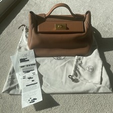 Hermes 2424 bag size 29