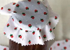 Small strawberries fabric - small, jam
