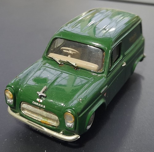 Ford 300e van model - 300e, road