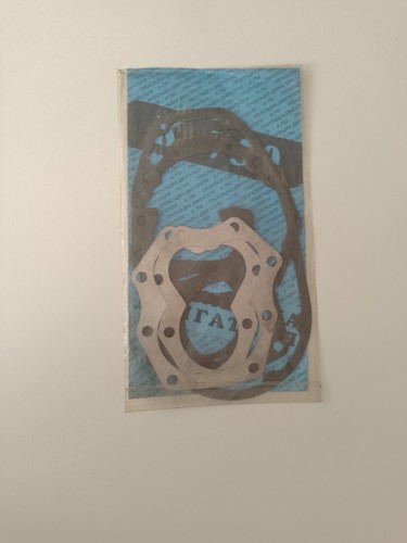Engine gasket set - engine, k750