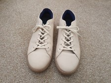 Men's Cream Smart Trainer Size 10