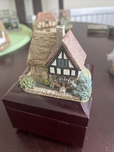 Lilliput lane waterside - "waterside, mill"