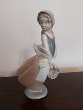 Nao Girl Leaning Firward