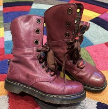 DR MARTENS AIMILITA RED Boots