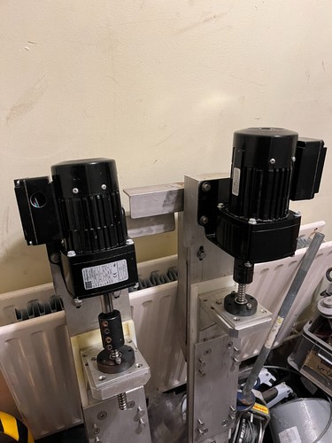 Bodine 34r4 parallel - parallel, shaft