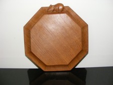 Golden Oak Robert  Mouseman  Thompson hexagonal chopping board / tea pot stand