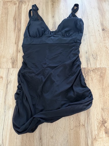 Women black full swimsuit - black,