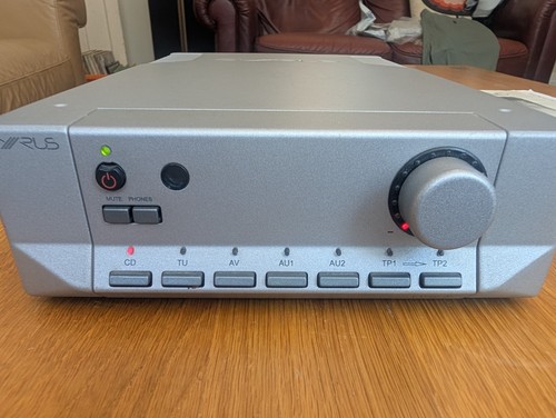 Cyrus integrated amplifier - 8,