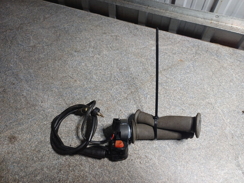 Yamaha 125x throttle - xt,