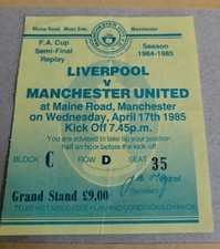 Manchester United Ticket V